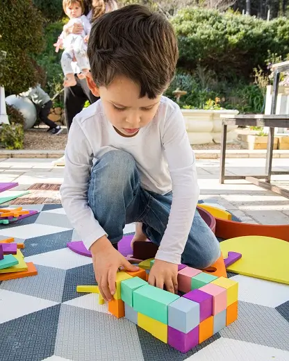 Child-friendly consultation room at Dr. Itzikowitz's practice